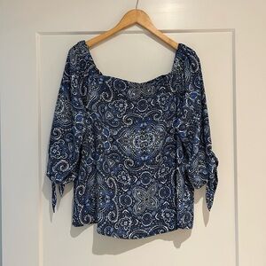 White House Black Market top